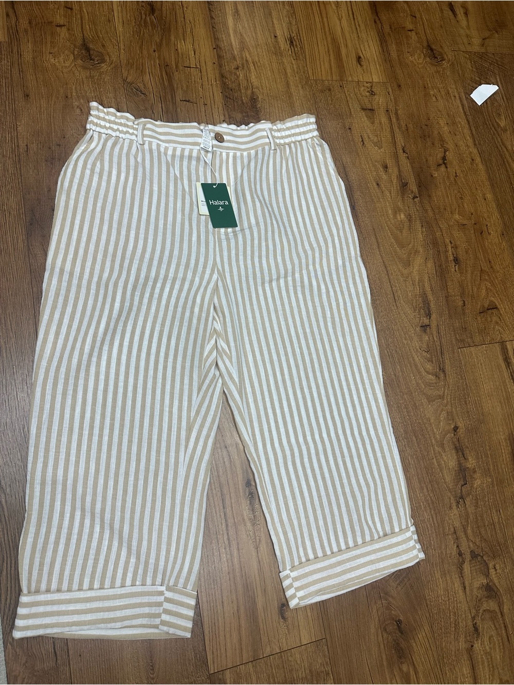 HALARA Beige & White Striped Paperbag Waist Cropped Pants